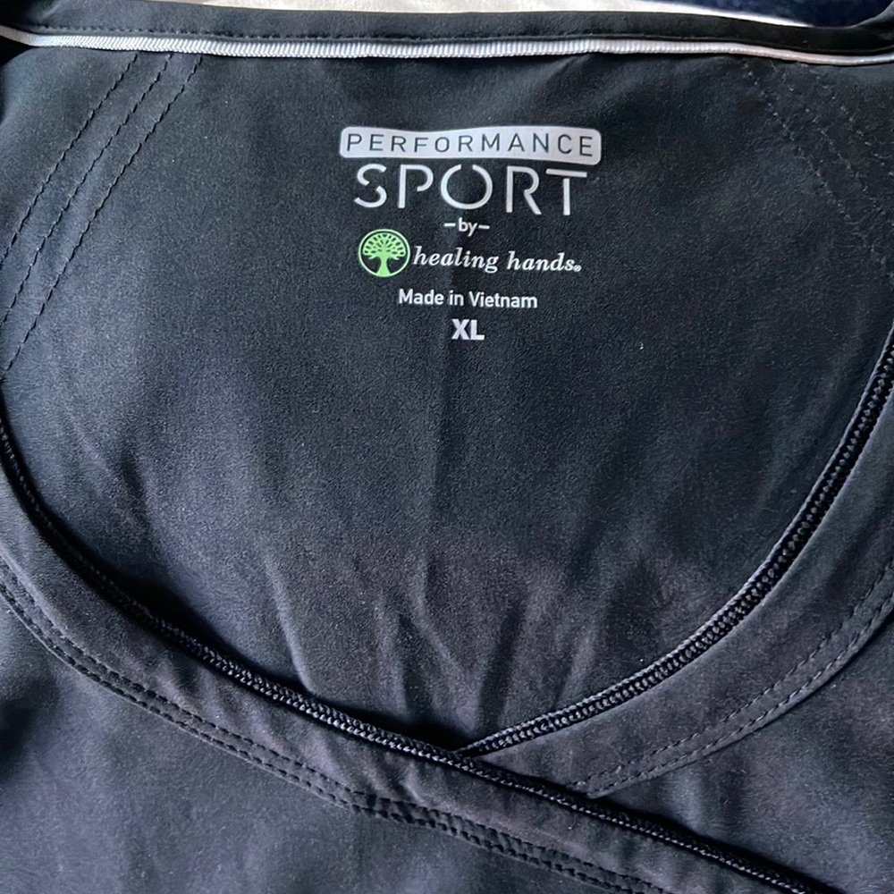 Performance Sport scrubs by HH360 XL top, L bottom - Picture 2 of 16